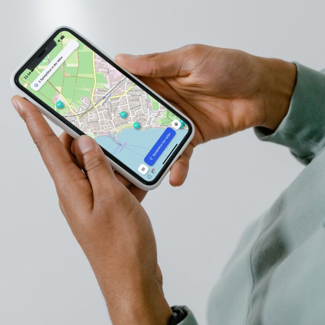 Die Spielplatzsuche mit dem Smartphone und der Frobi App wird zum Kinderspiel